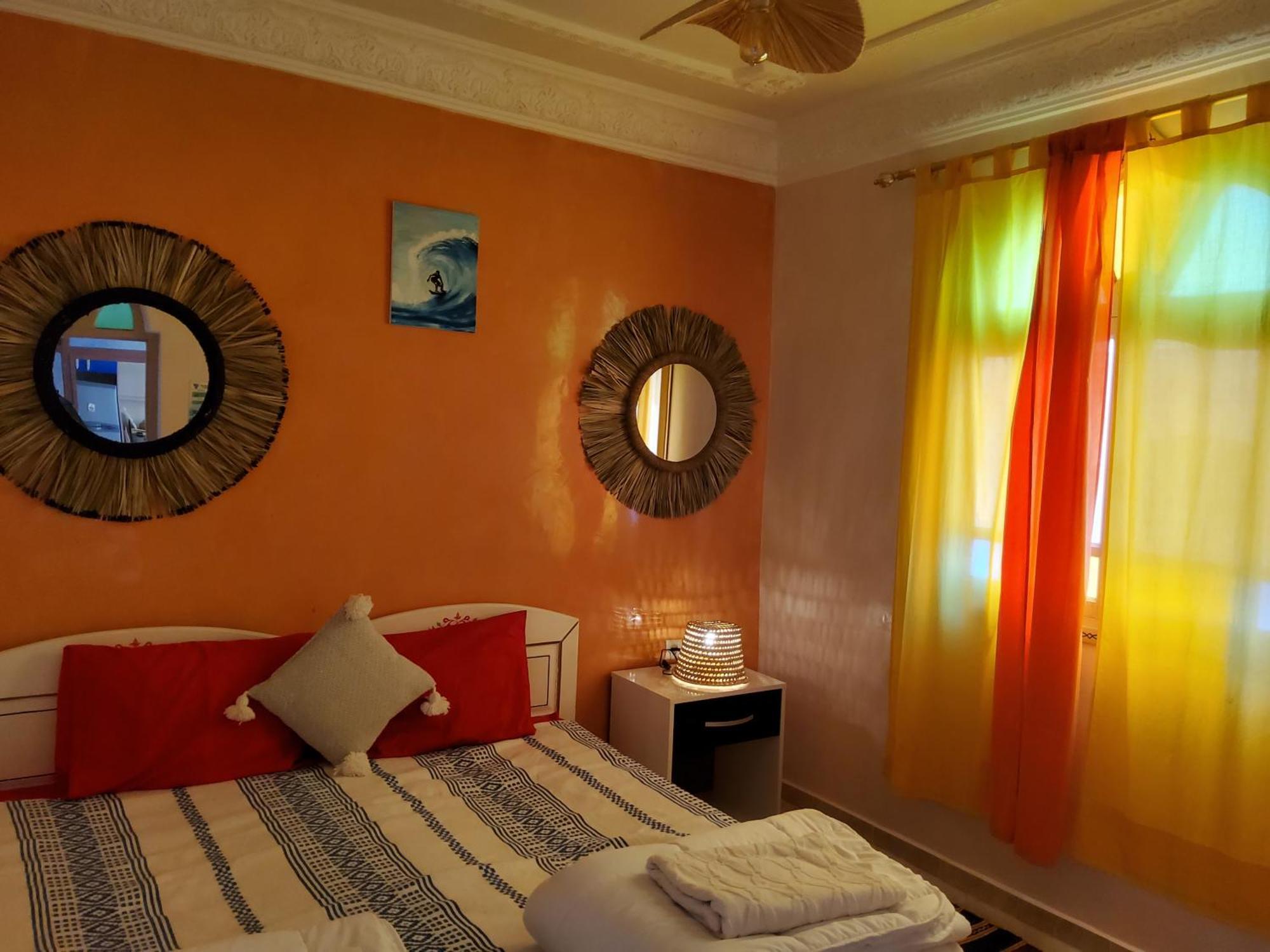 Surf & Salsa Guest House Agadir Buitenkant foto