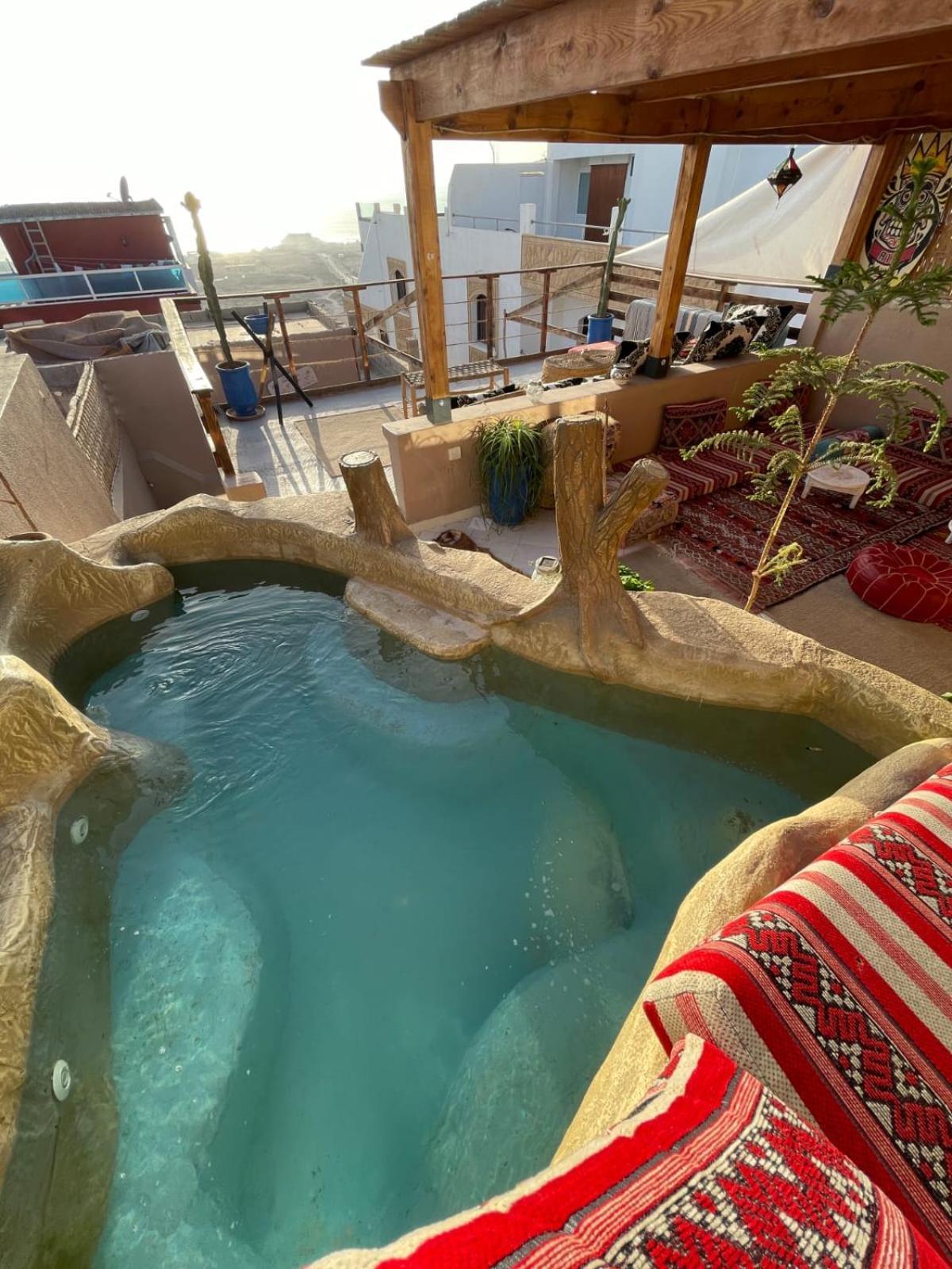 Surf & Salsa Guest House Agadir Buitenkant foto