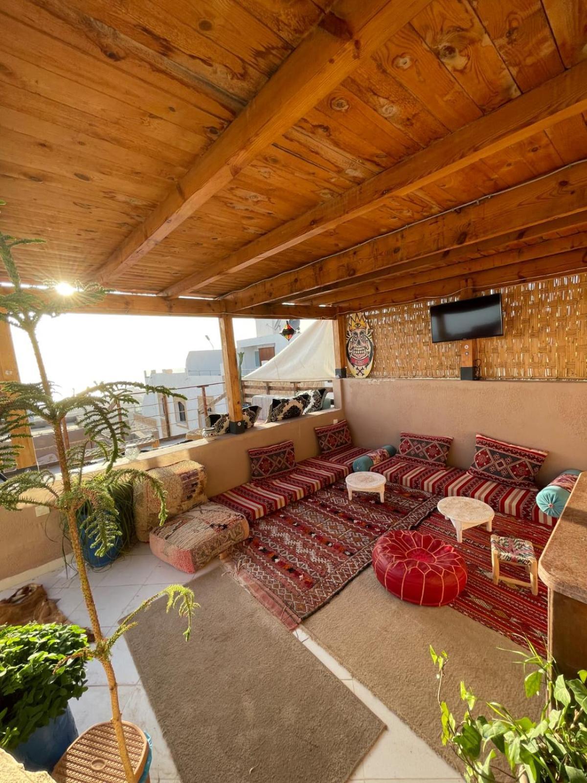 Surf & Salsa Guest House Agadir Buitenkant foto
