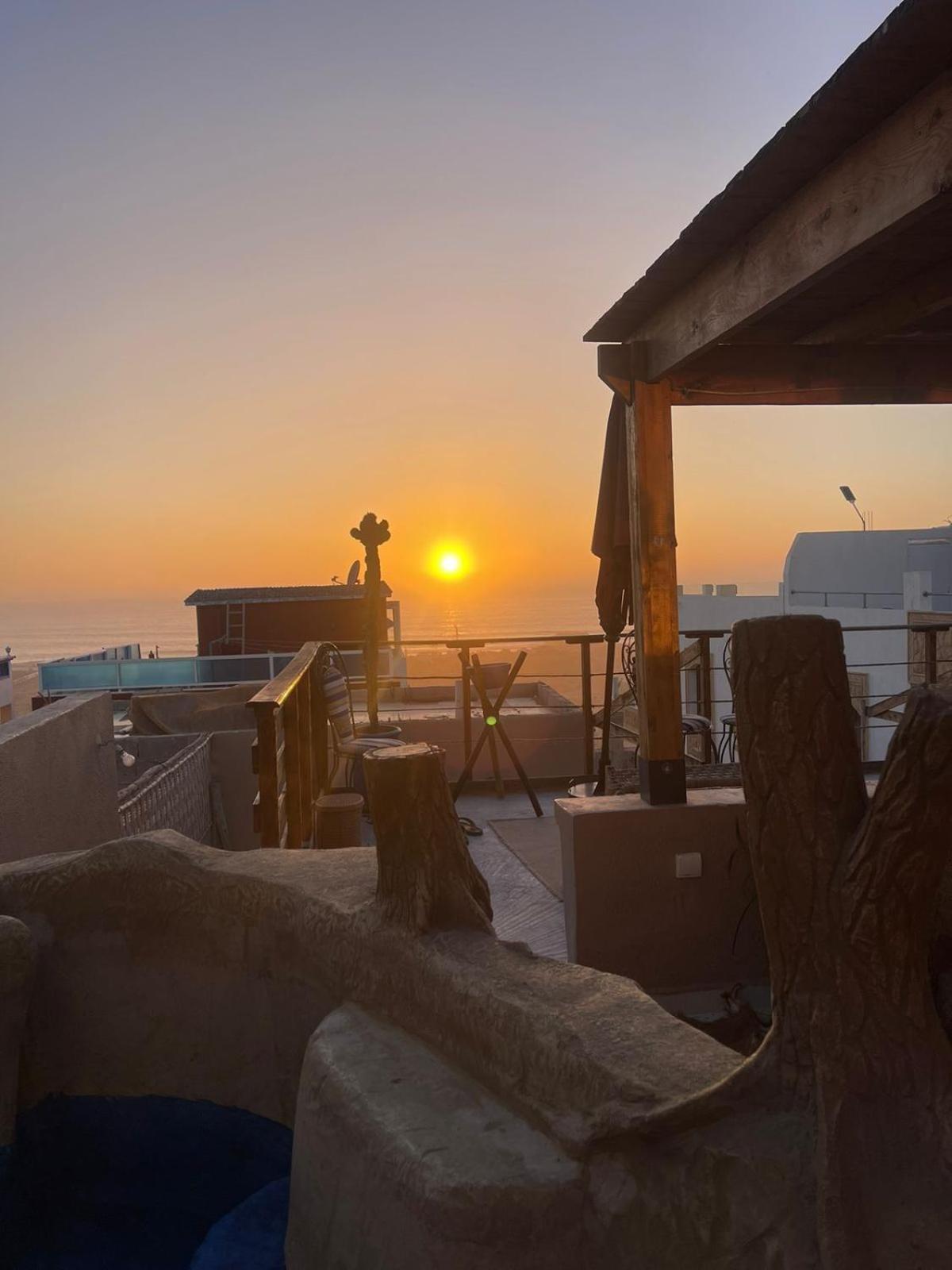 Surf & Salsa Guest House Agadir Buitenkant foto