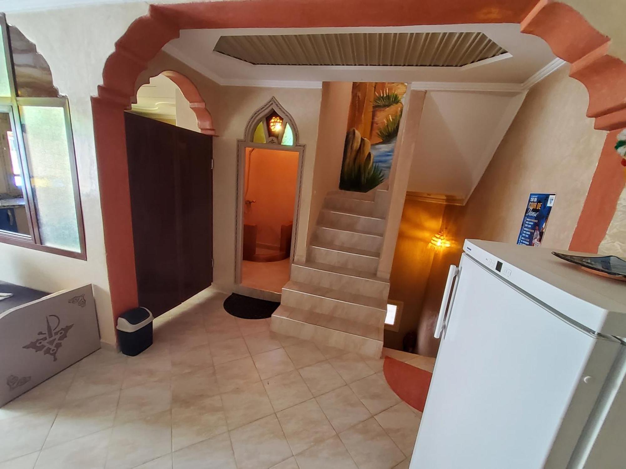Surf & Salsa Guest House Agadir Buitenkant foto